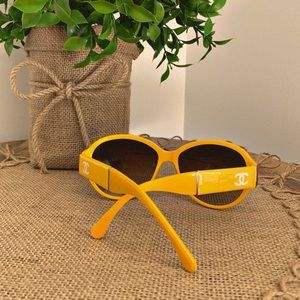 CHANEL Sunglasses